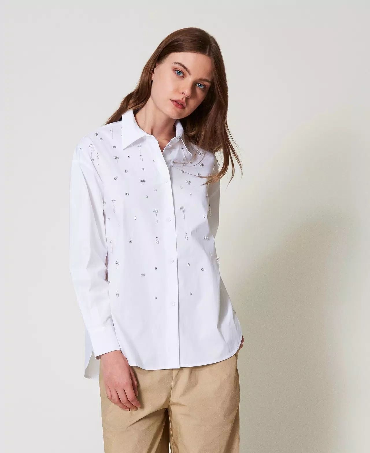 Camicia Twinset Actitude con gioielli e perline donna