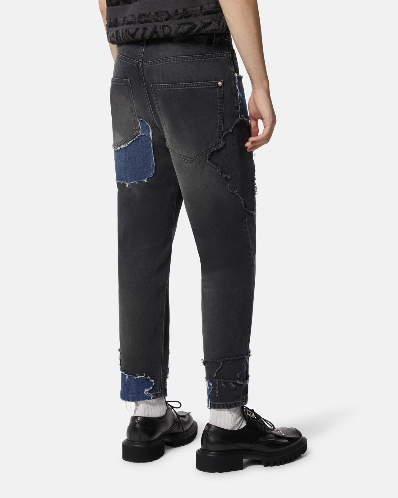 Jeans John Richmond carrot con patch in denim scuro uomo