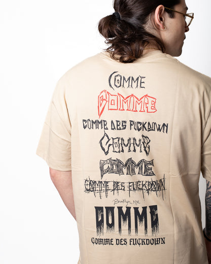 T-Shirt Comme des Fuckdown con stampa gothic uomo