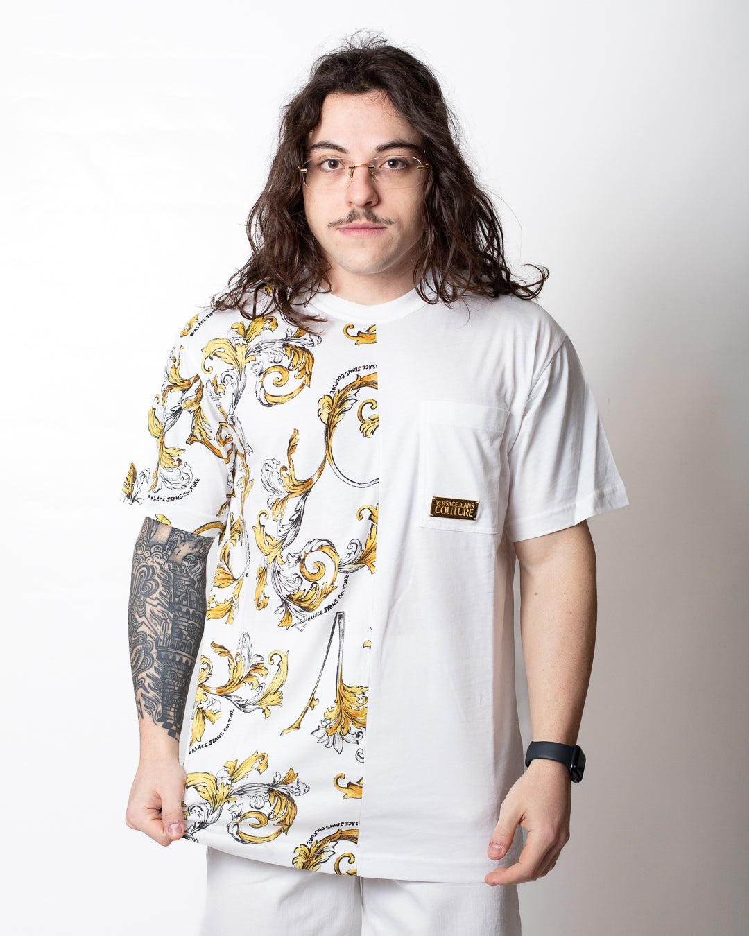 T-Shirt Versace Jeans Couture con stampa "Barocco Outline" uomo