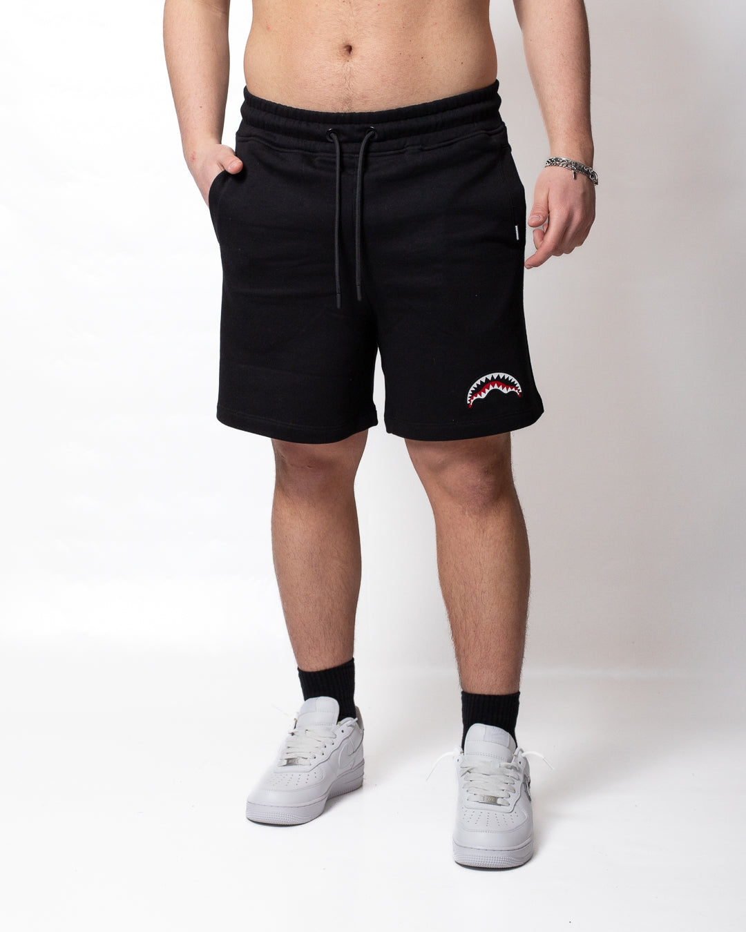 Shorts Sprayground "Shark BLK" in felpa