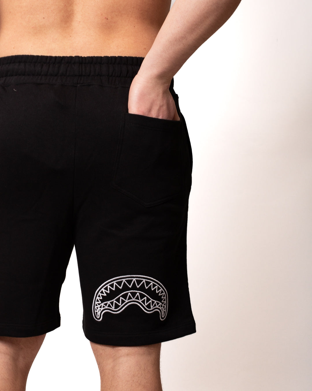 Shorts Sprayground "Goth Shark" in felpa