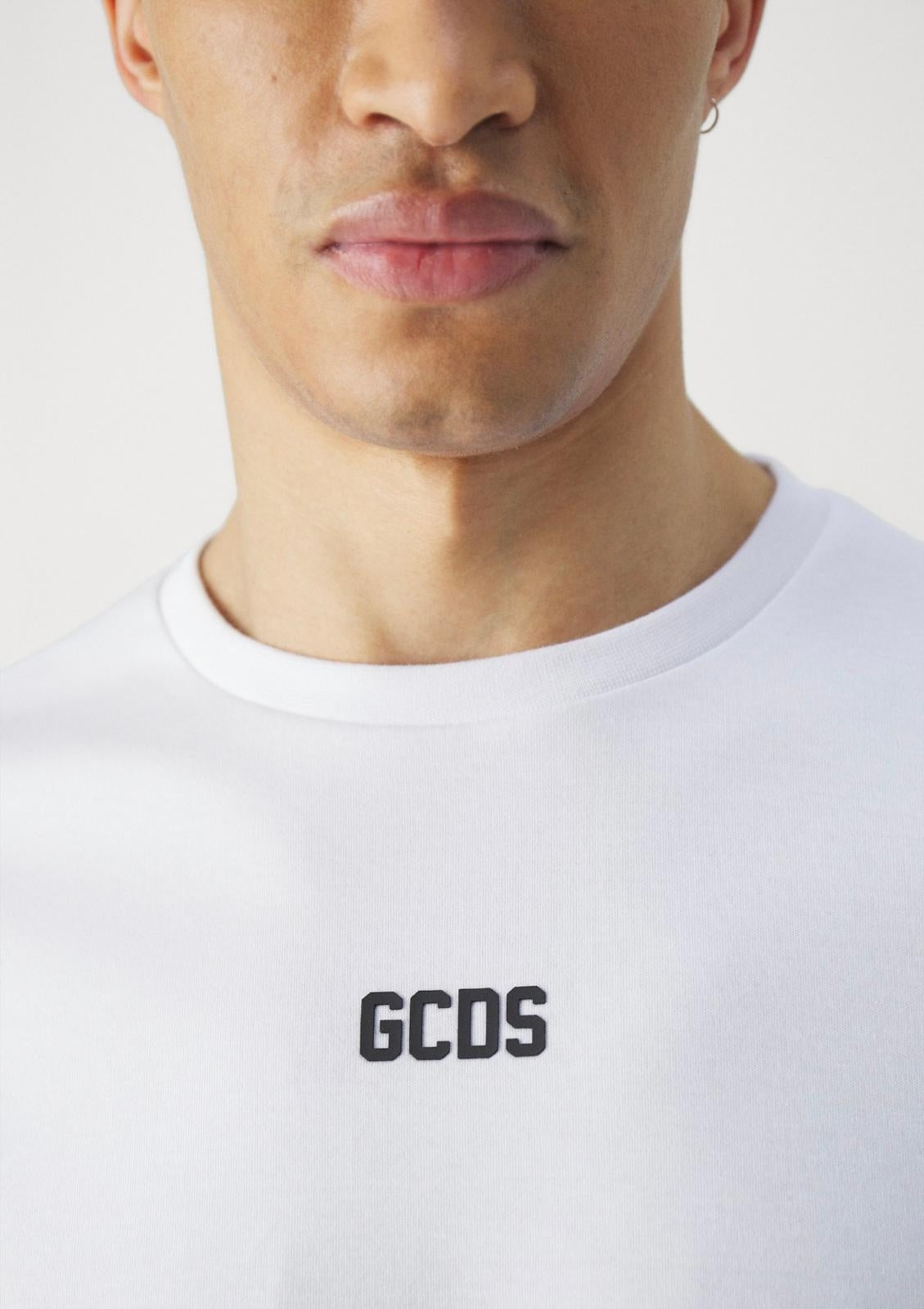 T-Shirt GCDS basic con logo in gomma uomo