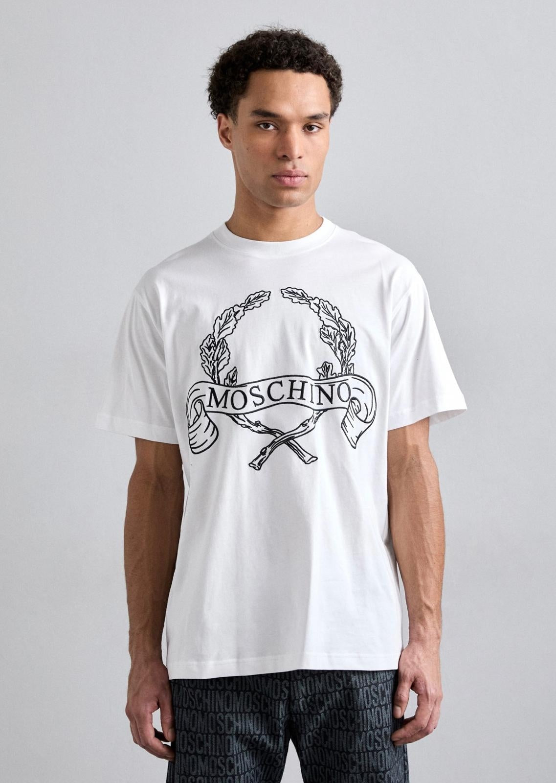 T-Shirt Moschino con maxi ricamo "Laurel Crown"