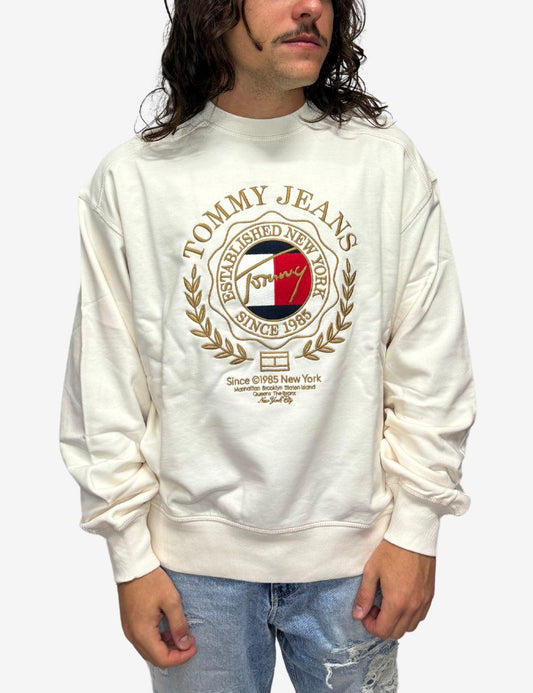 Felpa Tommy Jeans girocollo con maxi ricamo uomo